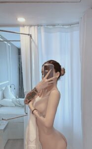 ảnh nude Trương Khả Trân